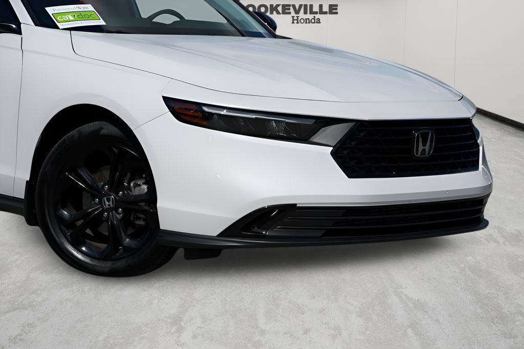 Used 2025 Honda Accord SE image 2