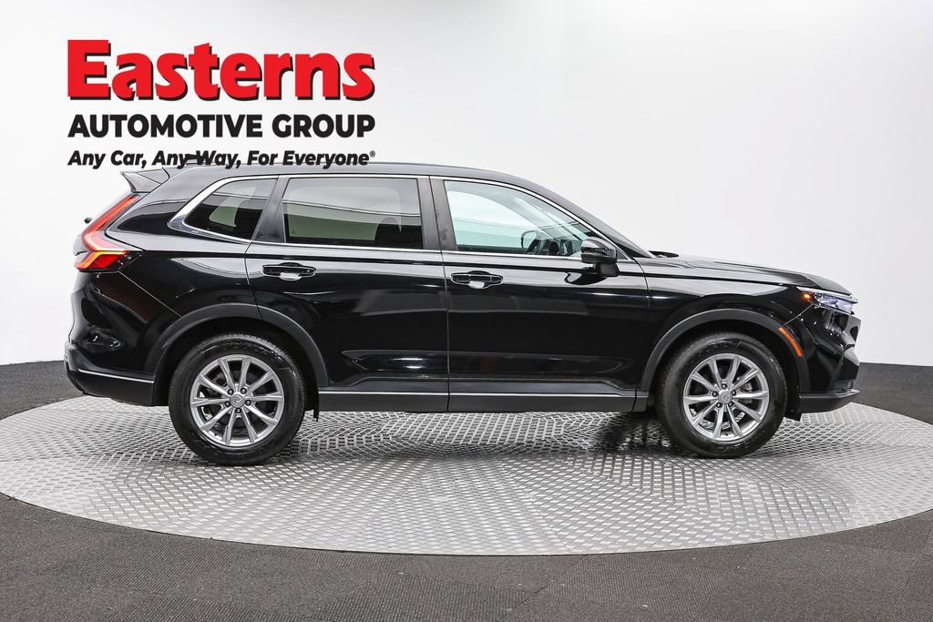 Used 2023 Honda CR-V EX image 4