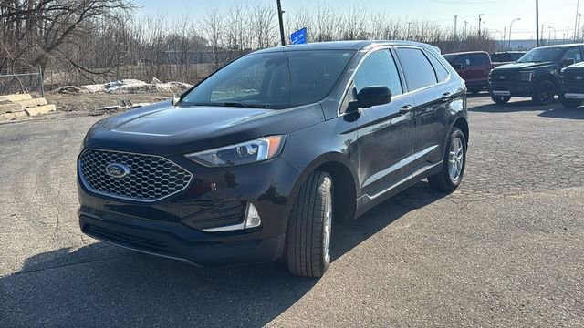 Certified 2023 Ford Edge SEL w/ Convenience Package image 7