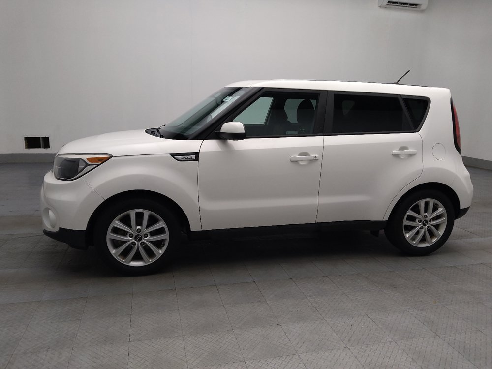 Used 2019 Kia Soul + FWD image 2