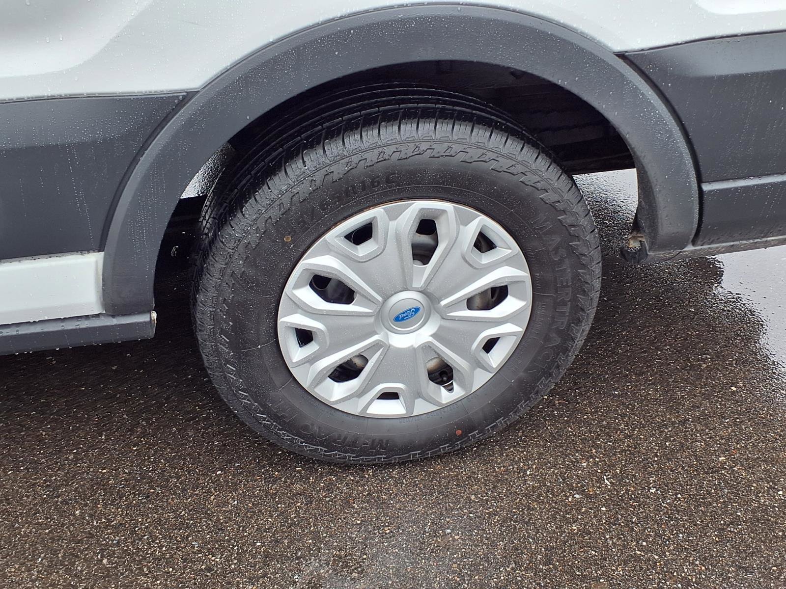 Used 2017 Ford Transit 350 XL RWD image 26