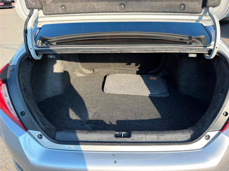 Used 2019 Honda Civic Sport image 4