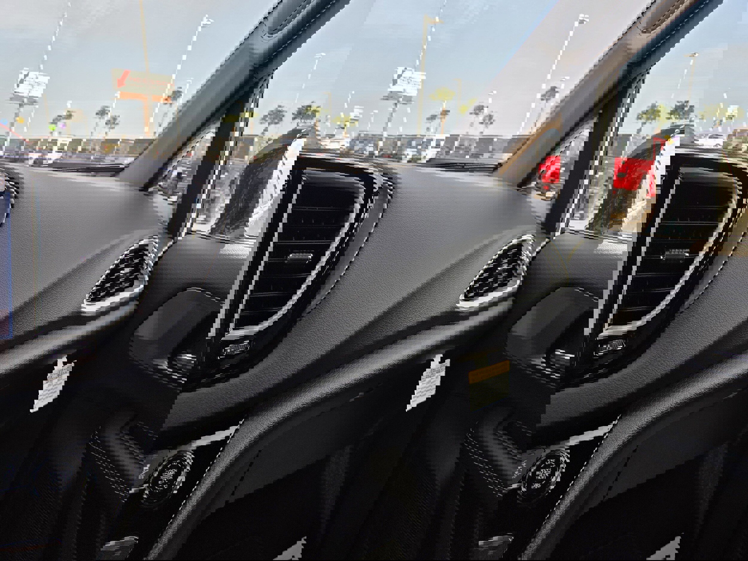 New 2026 Chrysler Voyager LX image 32