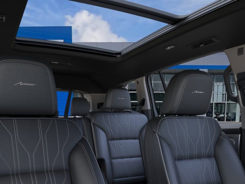 New 2026 Buick Enclave Avenir FWD image 24