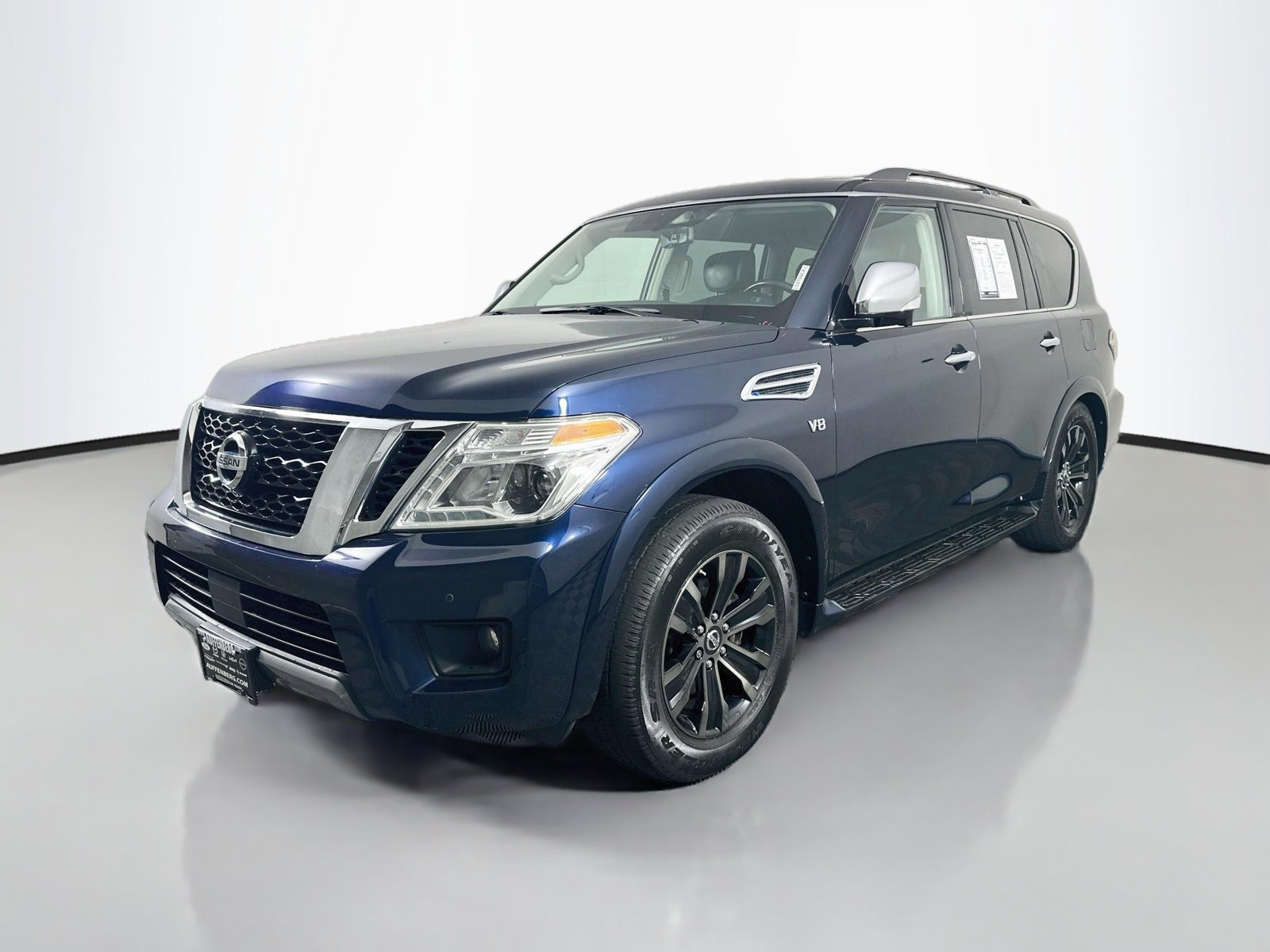 Used 2019 Nissan Armada Platinum w/ Captain's Chairs Package AWD/4WD image 3