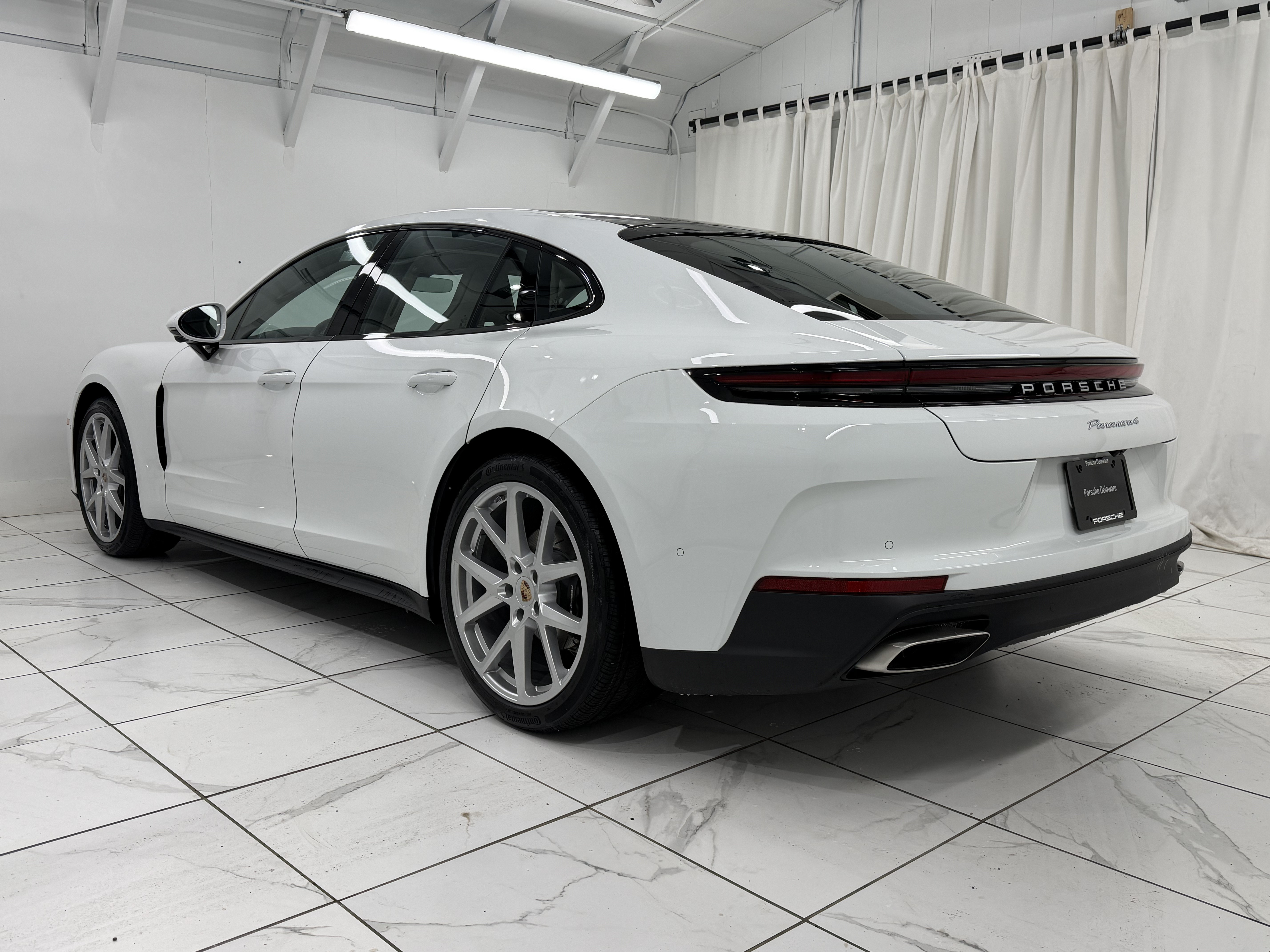 New 2026 Porsche Panamera image 3