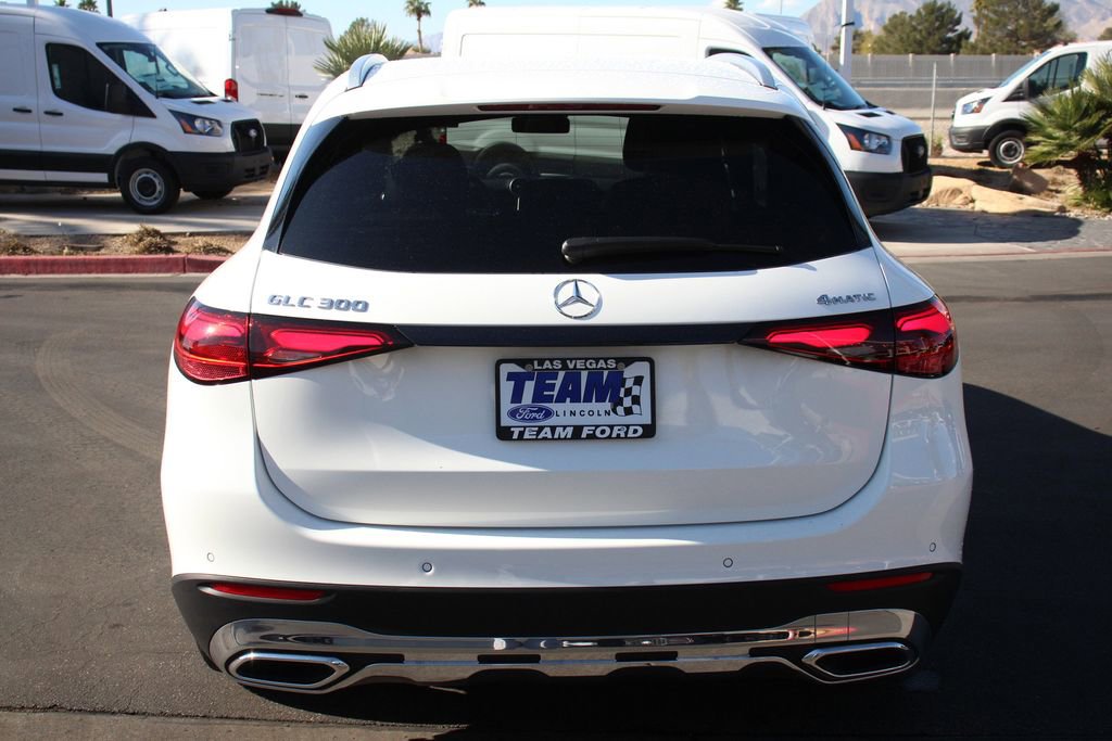 Used 2025 Mercedes-Benz GLC 300 4MATIC image 7