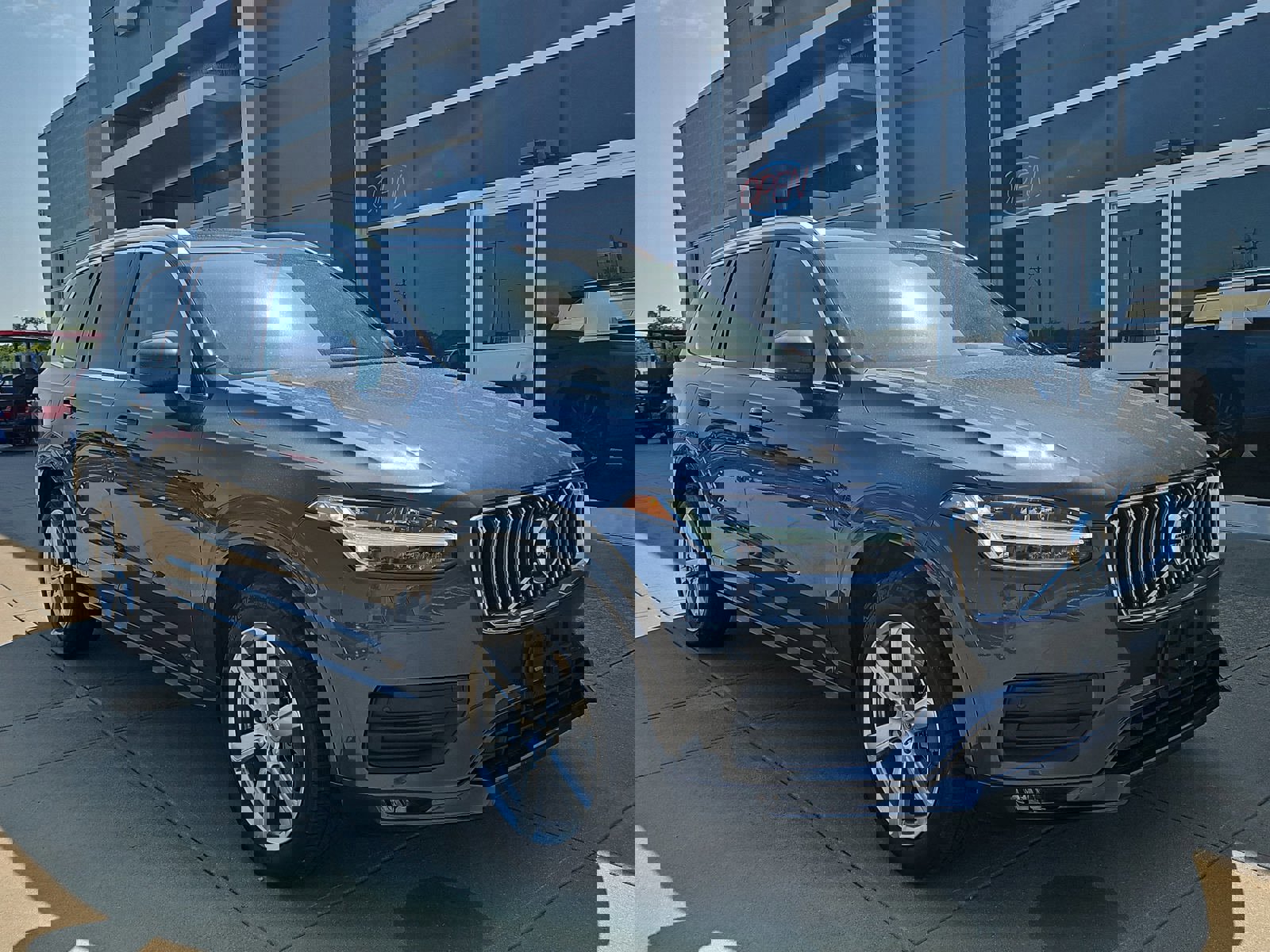 Used 2021 Volvo XC90 T6 Momentum