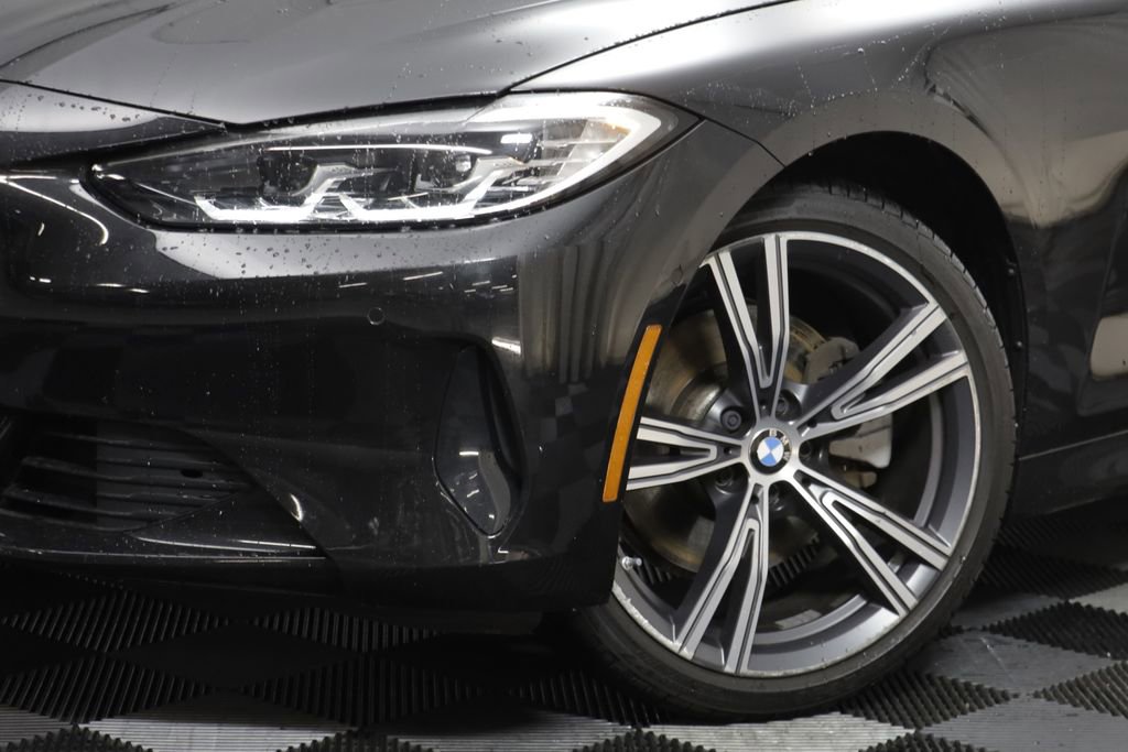 Used 2024 BMW 430i xDrive Coupe w/ Premium Package image 3