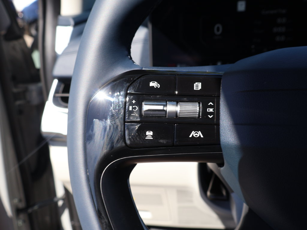 New 2027 Kia Carnival SX FWD image 19