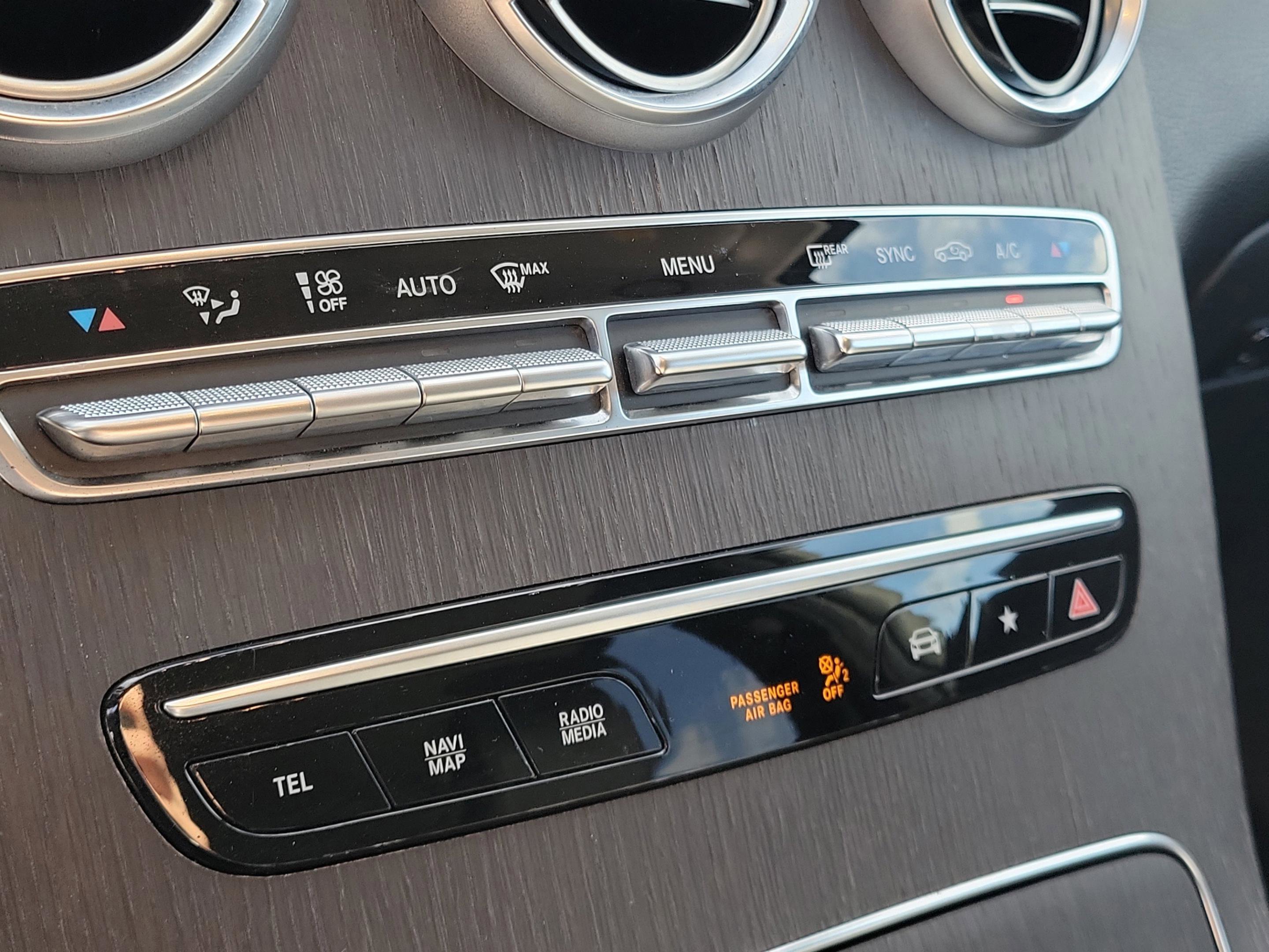 Used 2021 Mercedes-Benz GLC 300 image 16