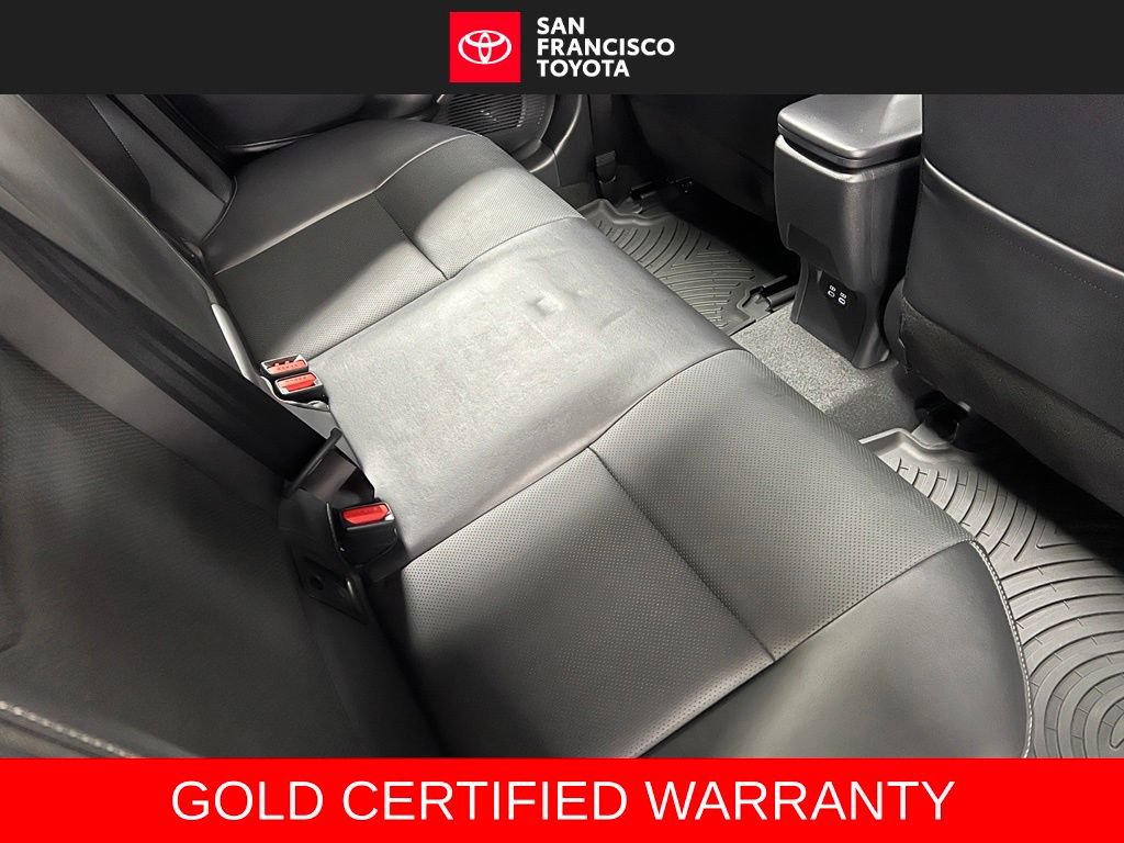 Certified 2023 Toyota Prius XLE FWD image 19