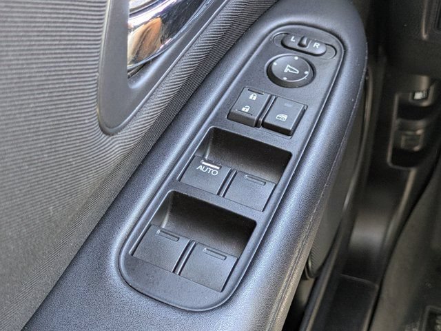 Used 2018 Honda HR-V LX image 19