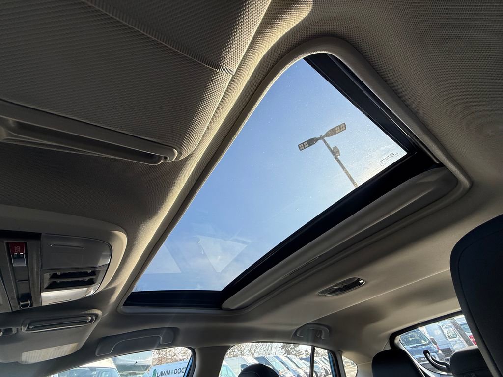 Used 2021 Subaru Impreza 2.0i Limited w/ Popular Package #2 image 33