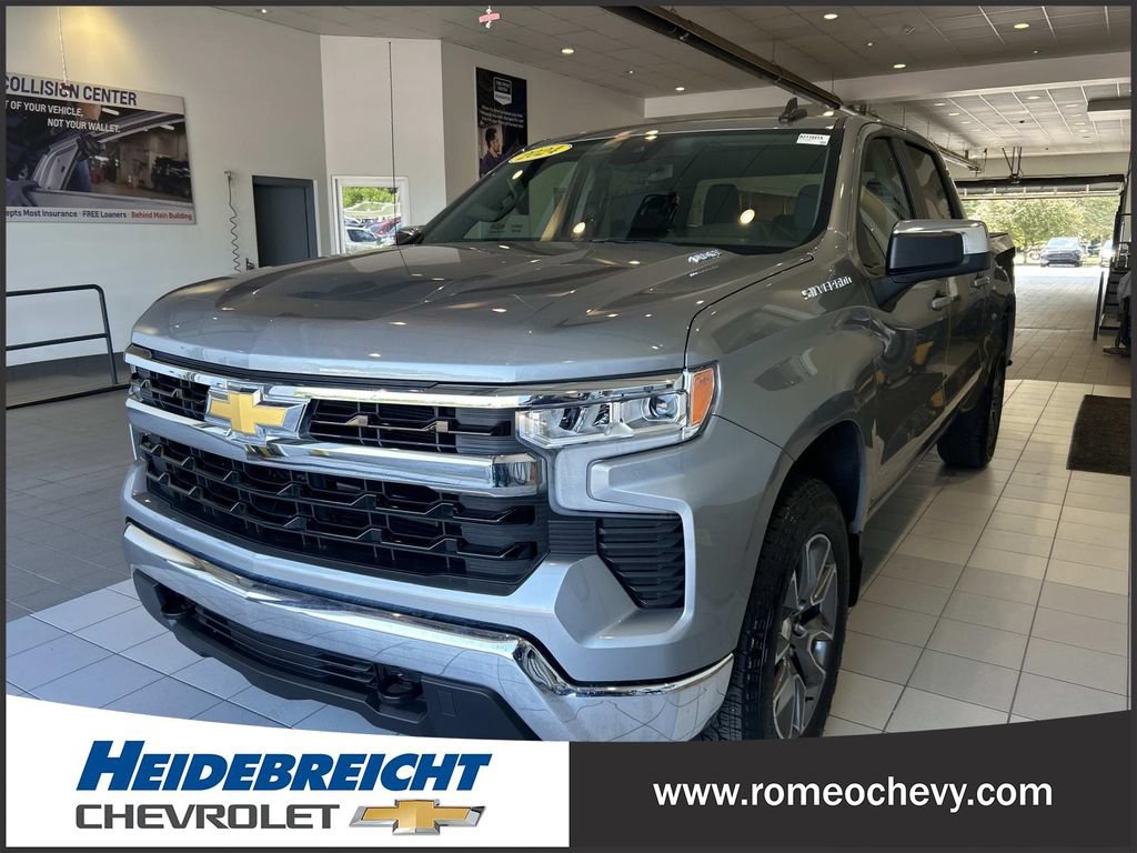 Used 2024 Chevrolet Silverado 1500 LT AWD/4WD image 6