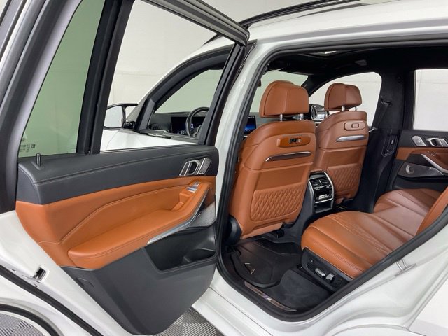 Used 2023 BMW X7 M60i w/ Executive Package AWD/4WD image 35