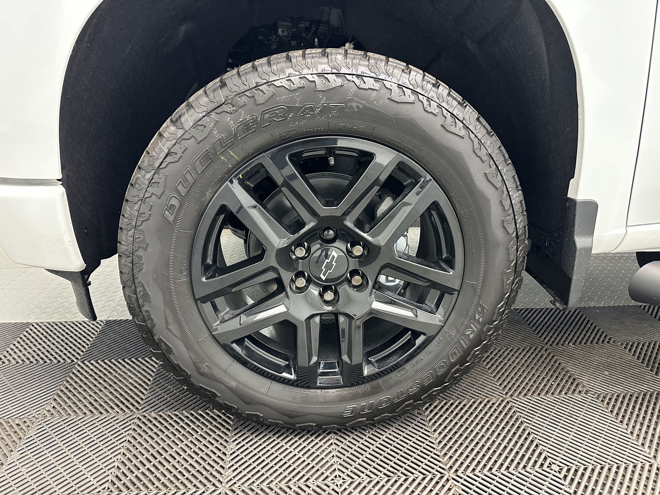 New 2026 Chevrolet Silverado 1500 RST w/ Convenience Package II AWD/4WD image 12