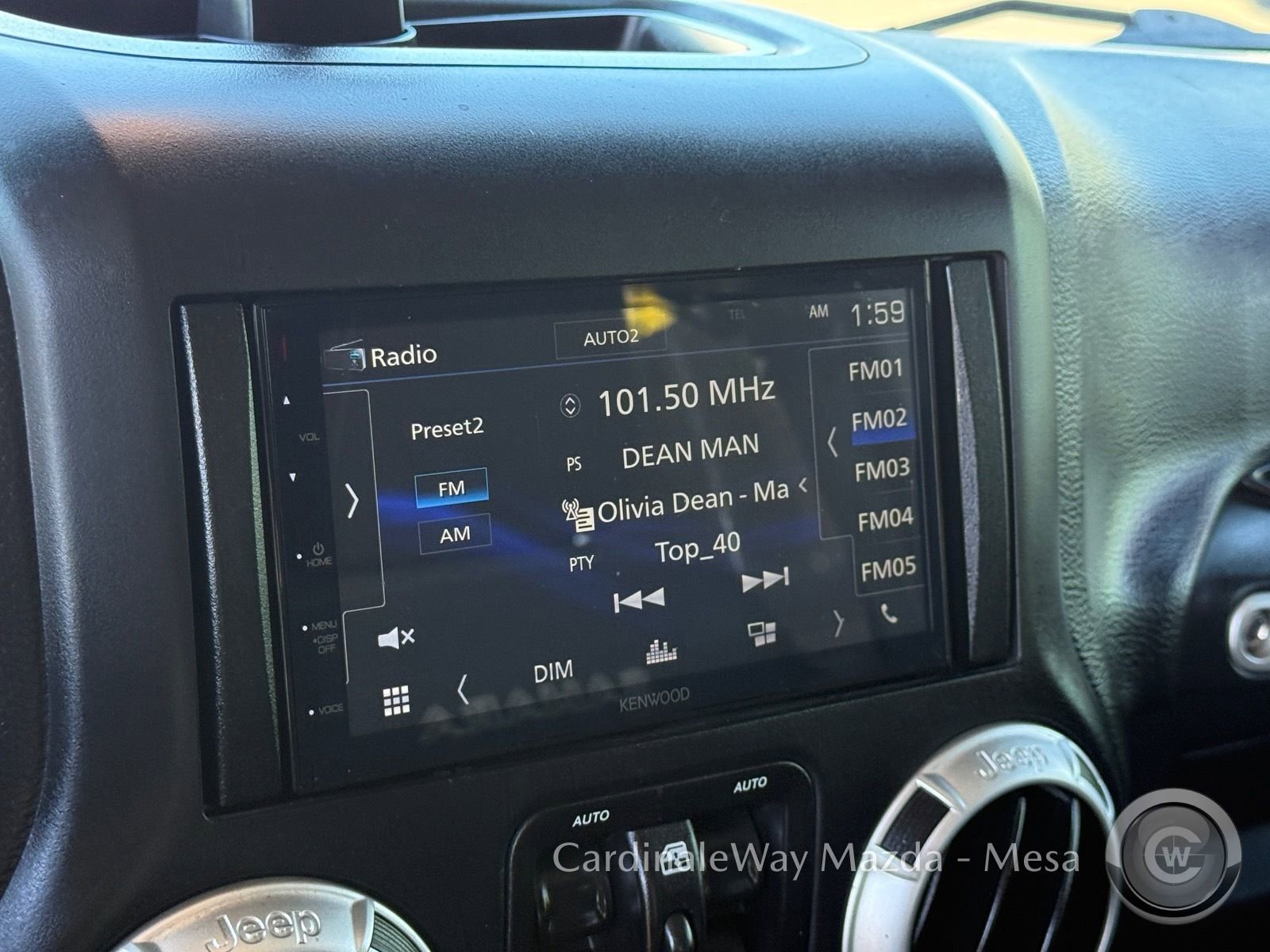 Used 2017 Jeep Wrangler Unlimited Sahara image 20