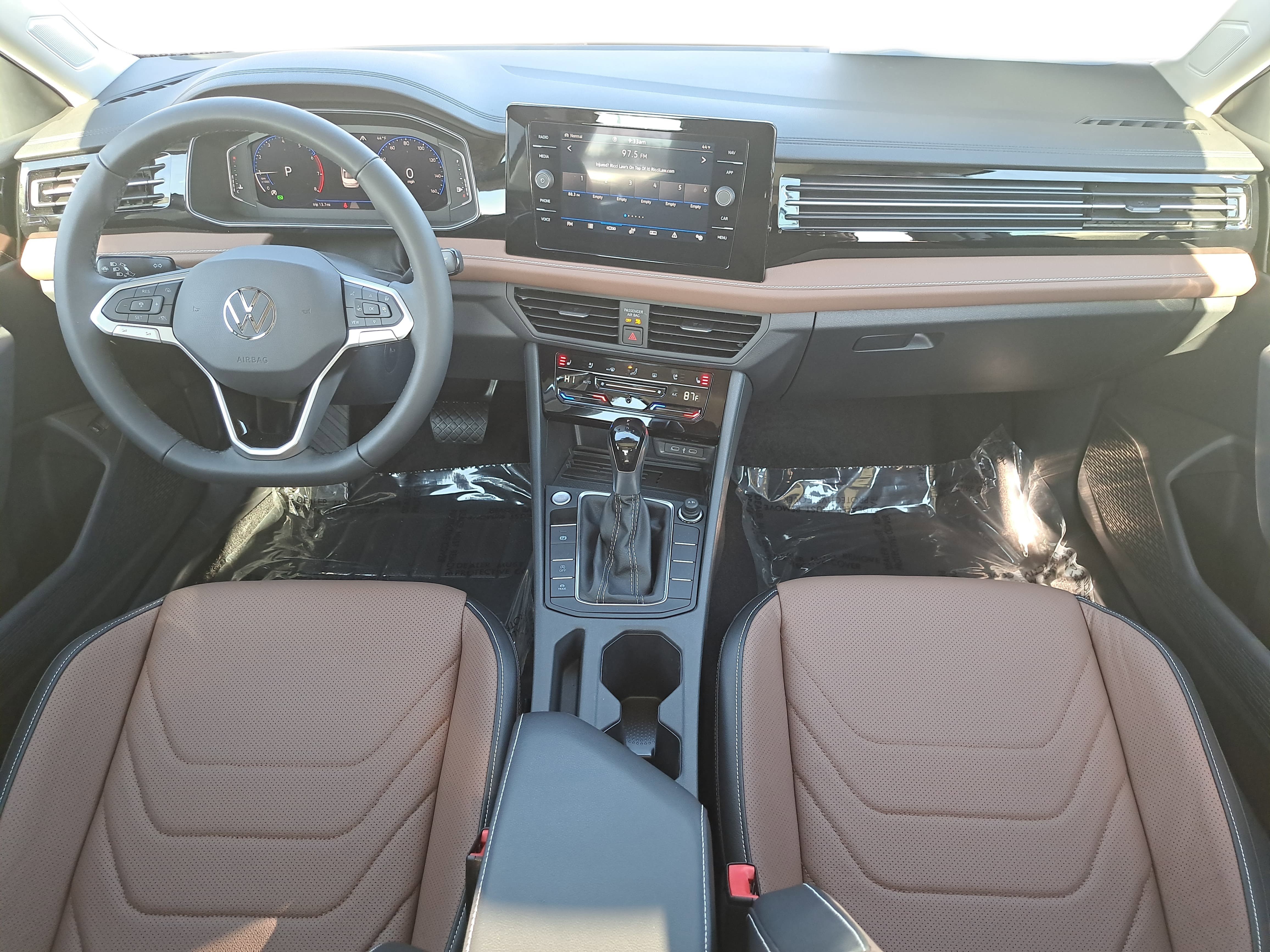 New 2026 Volkswagen Jetta SEL FWD image 9