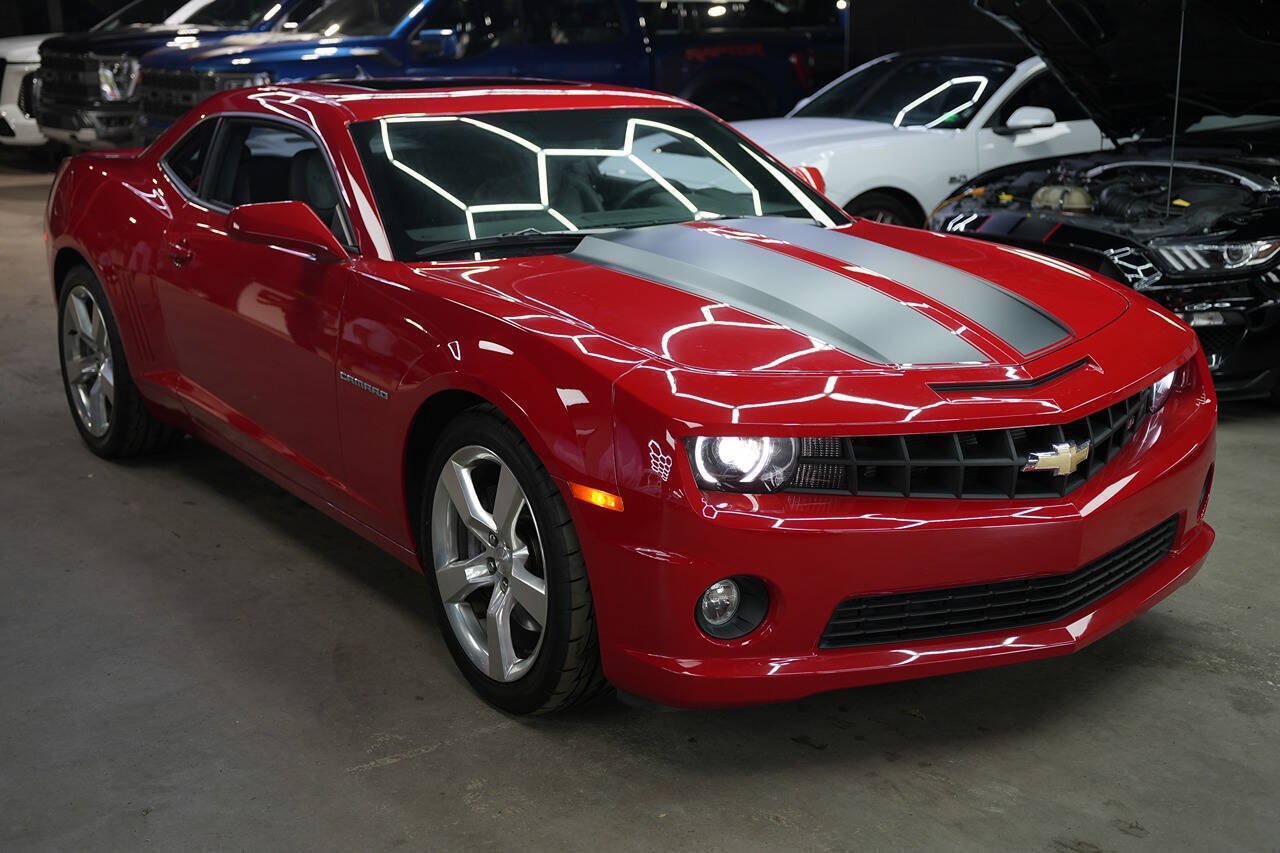 Used 2010 Chevrolet Camaro SS w/ RS Package RWD image 2