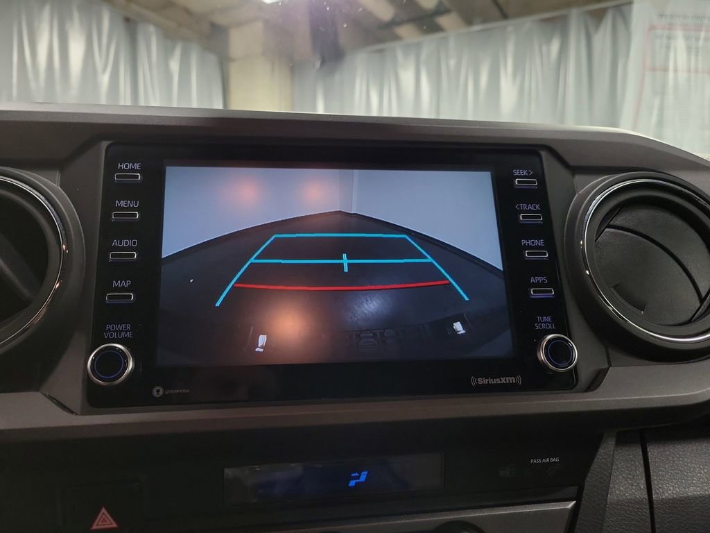 Used 2022 Toyota Tacoma TRD Sport AWD/4WD image 16