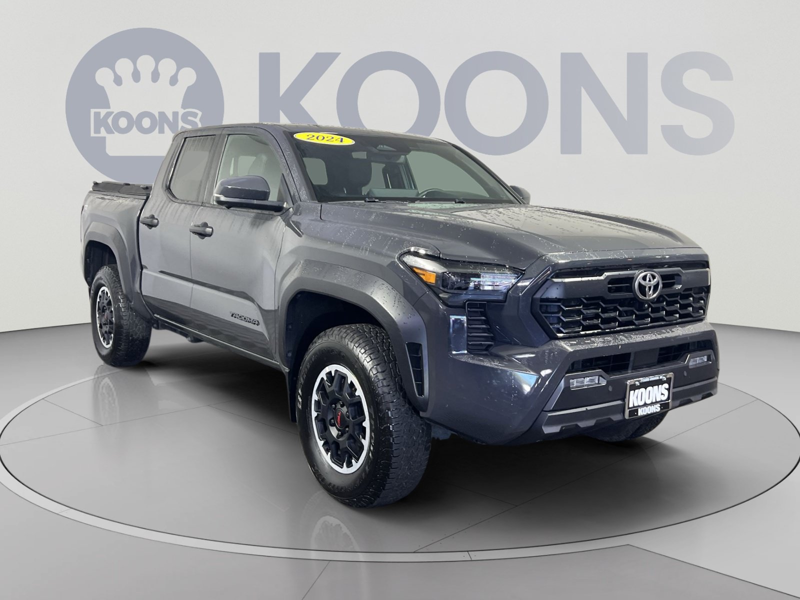 Used 2024 Toyota Tacoma TRD Off-Road w/ TRD Off Road Premium Package AWD/4WD image 10