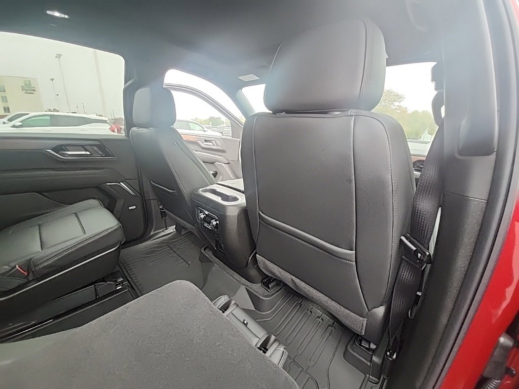 New 2026 GMC Yukon Denali w/ Sun & Power Step Package image 20