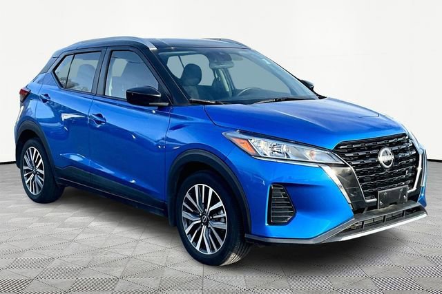 Used 2024 Nissan Kicks SV