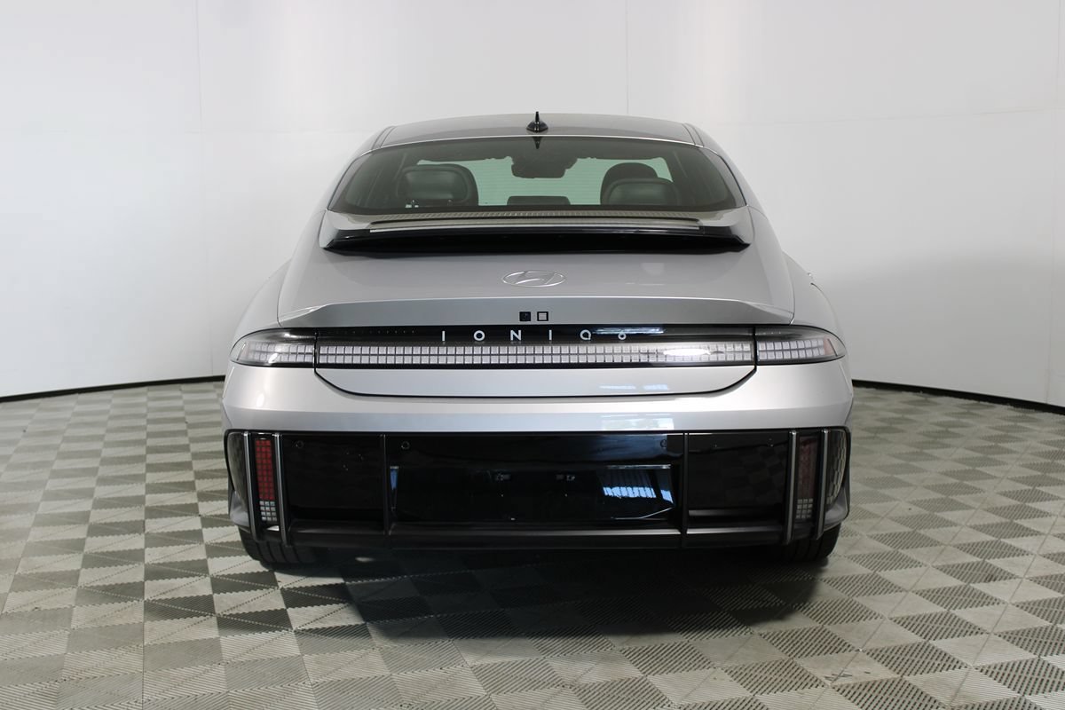 Used 2024 Hyundai Ioniq 6 SEL RWD image 34