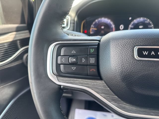 Used 2024 Jeep Wagoneer L Series II w/ Flexible Seating Group AWD/4WD image 20