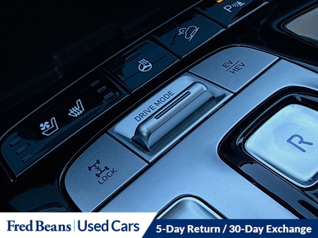 Used 2023 Hyundai Tucson Limited image 32