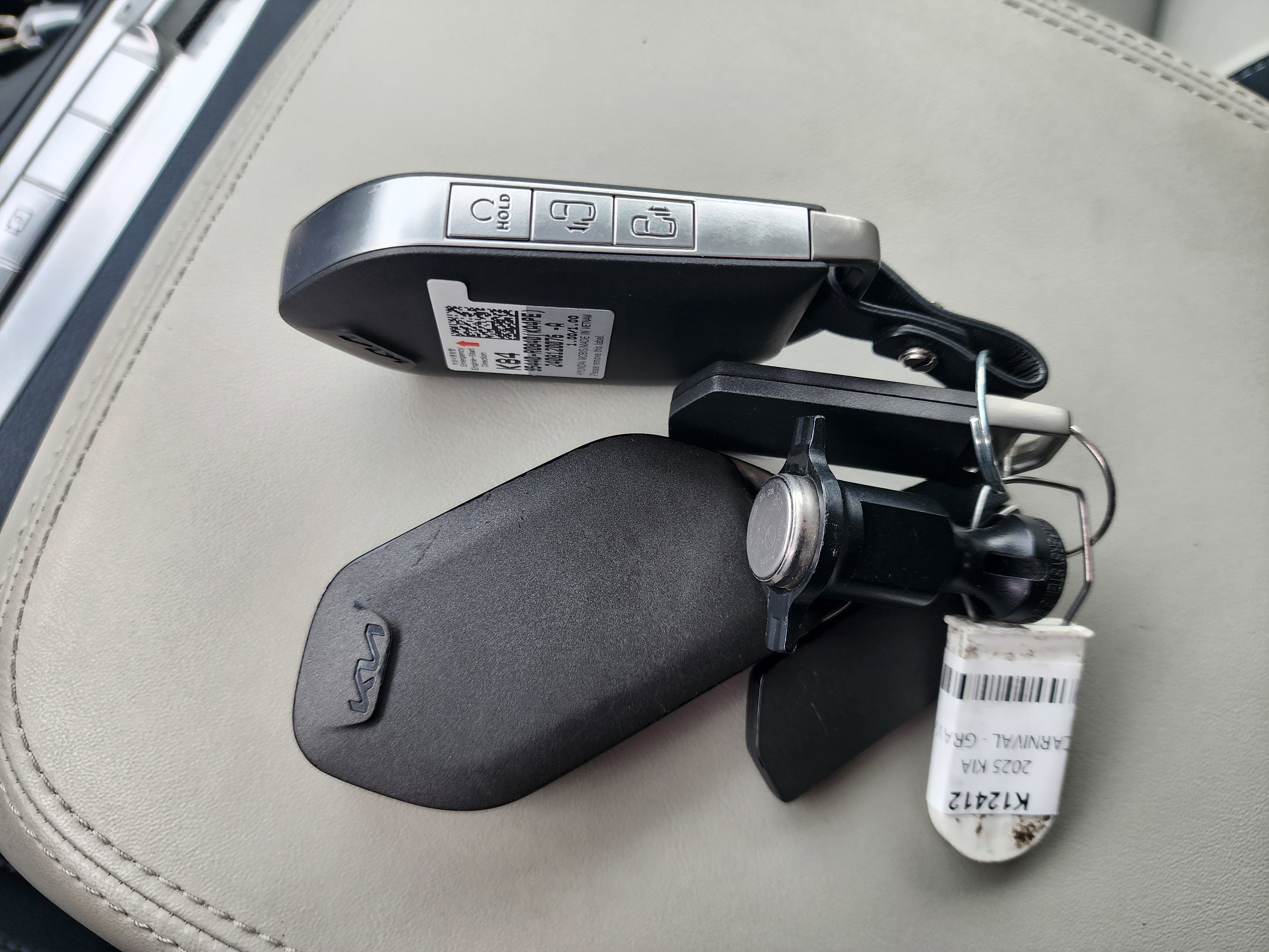 Used 2025 Kia Carnival SX Prestige FWD image 30