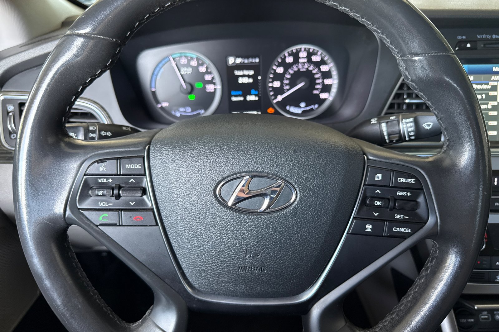 Used 2017 Hyundai Sonata Limited FWD image 21