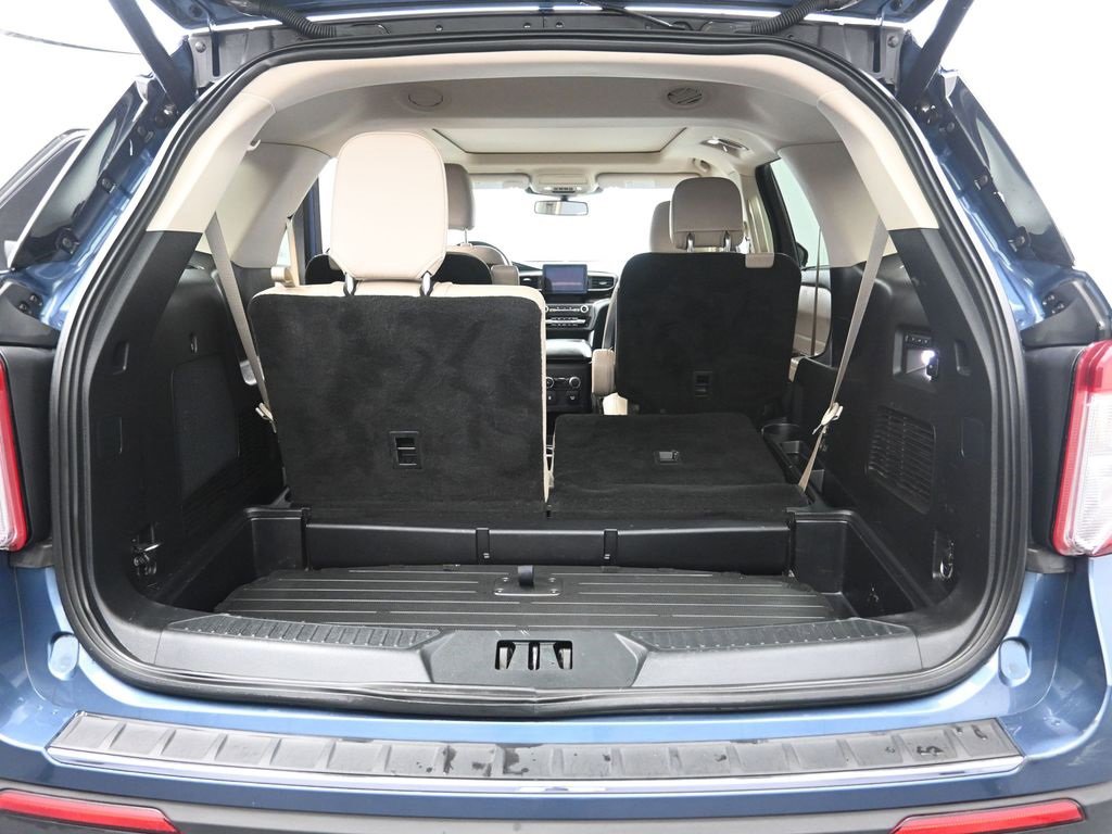 Used 2020 Ford Explorer Limited w/ Class III Trailer Tow Package image 27