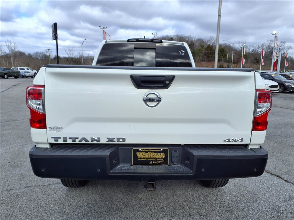 Certified 2022 Nissan Titan S image 16