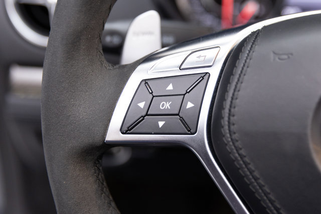 Used 2015 Mercedes-Benz SL 63 AMG w/ Driver Assistance Package image 87