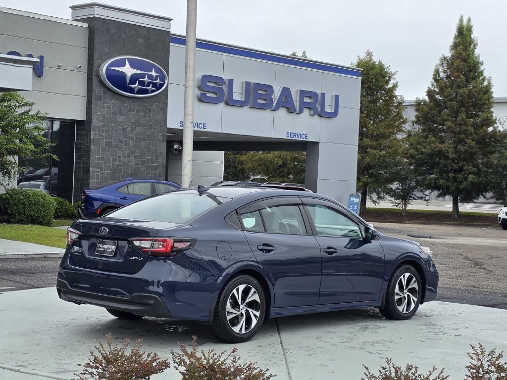 Used 2024 Subaru Legacy Premium AWD/4WD image 5