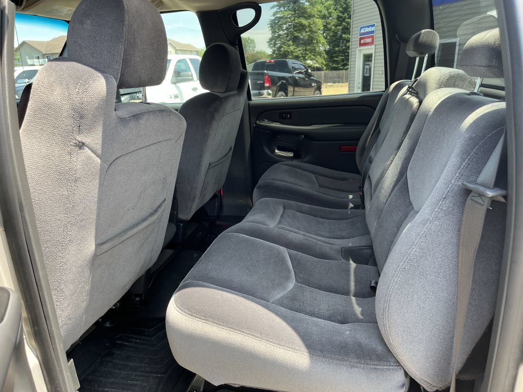 Used 2006 GMC Sierra 2500 SLE w/ Heavy-Duty Power Package AWD/4WD image 25