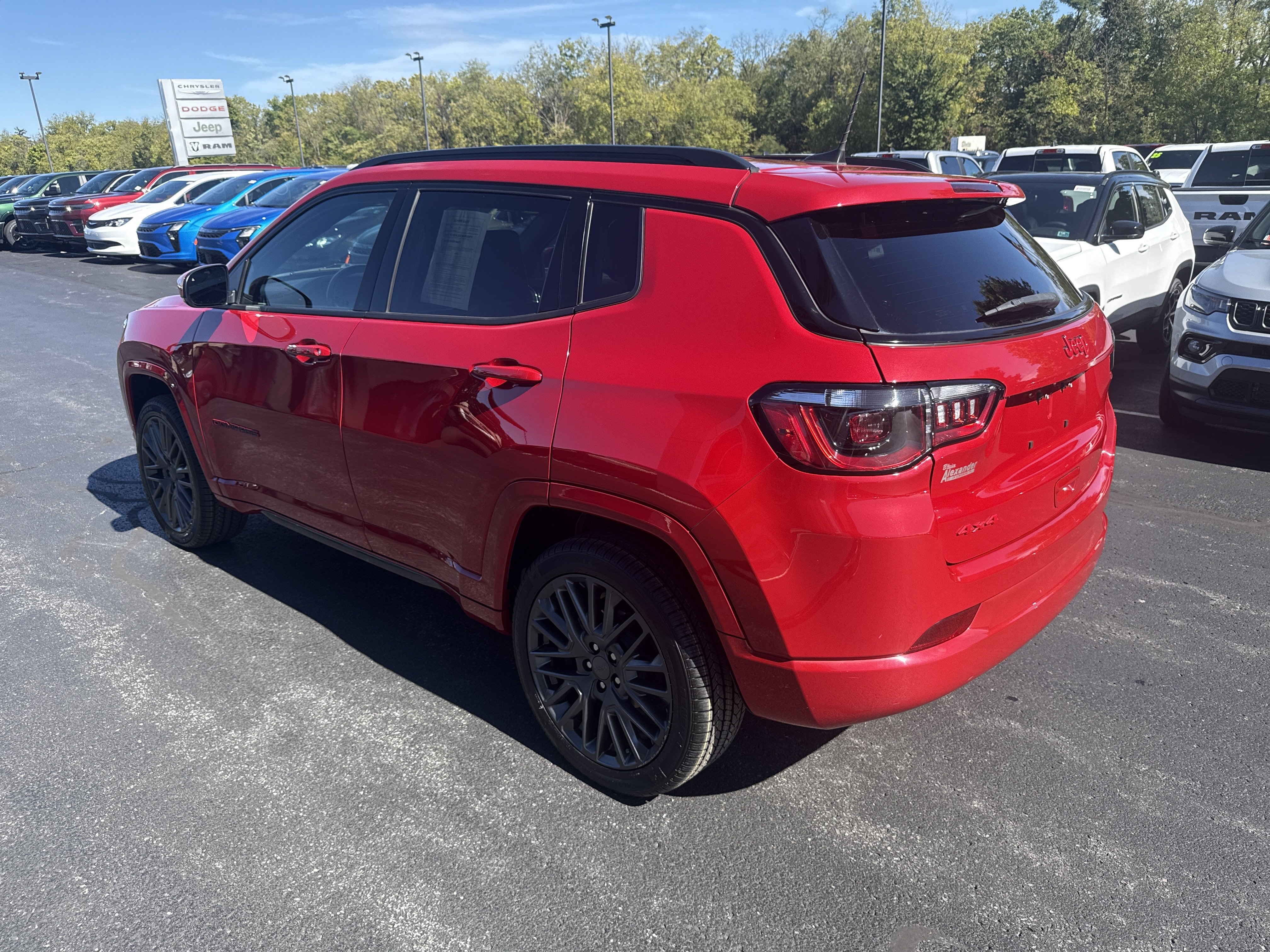 Used 2022 Jeep Compass Limited AWD/4WD image 7