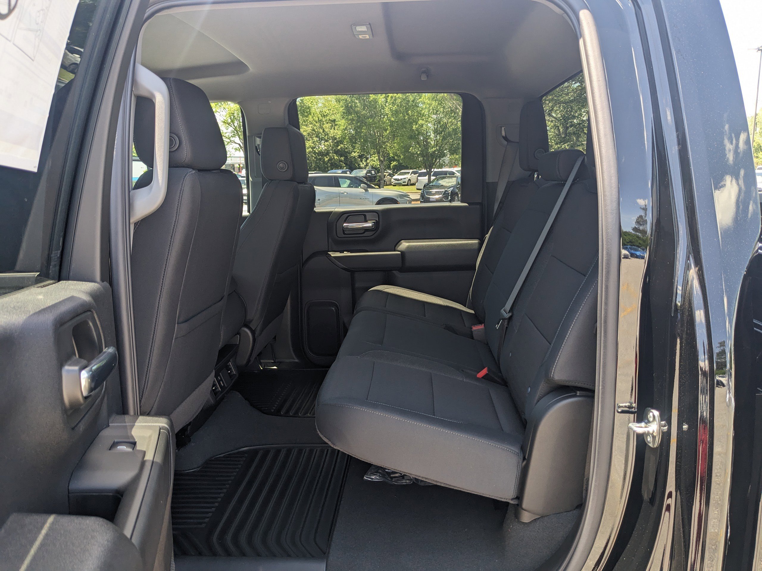 New 2025 Chevrolet Silverado 2500 Custom w/ Custom Value Package image 14