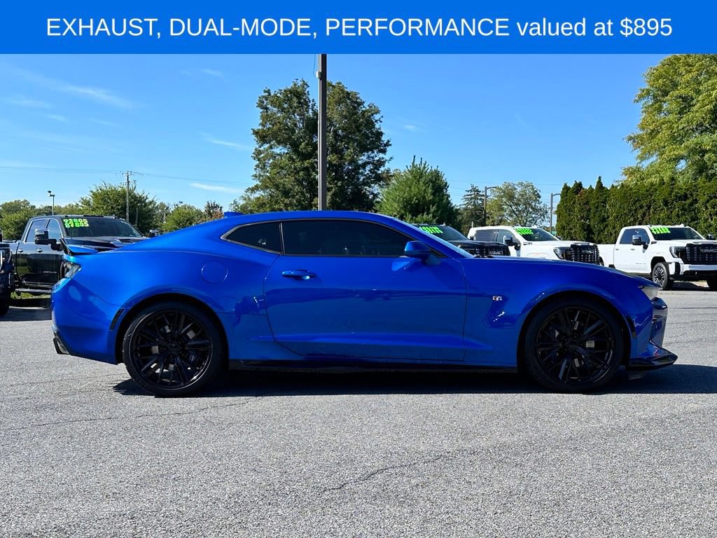 Used 2018 Chevrolet Camaro SS RWD image 3