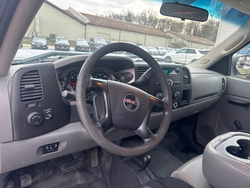 Used 2011 GMC Sierra 2500 W/T image 13
