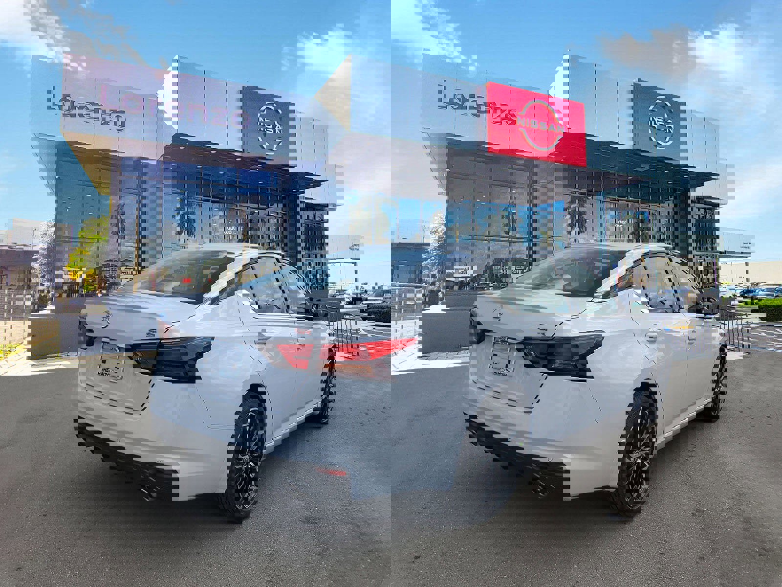 New 2025 Nissan Altima 2.5 SR w/ SR Premium Package image 4