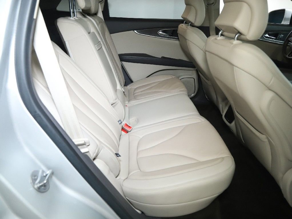 Used 2018 Lincoln MKX Reserve image 31