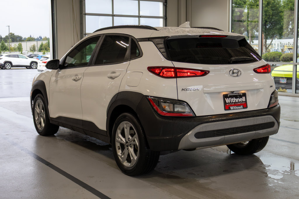 Used 2023 Hyundai Kona SEL w/ Cargo Package AWD/4WD image 9