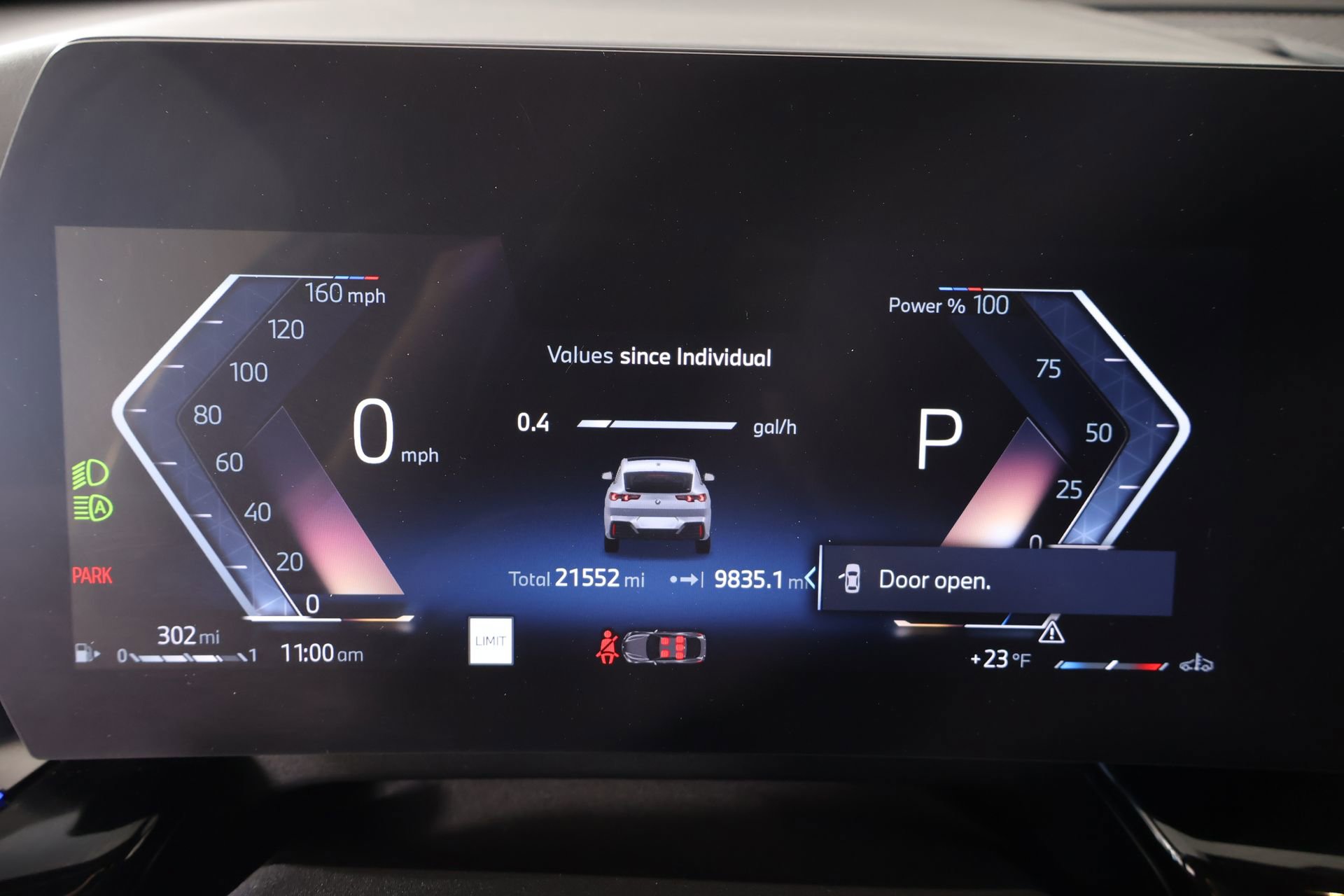 Used 2025 BMW X2 xDrive28i image 4