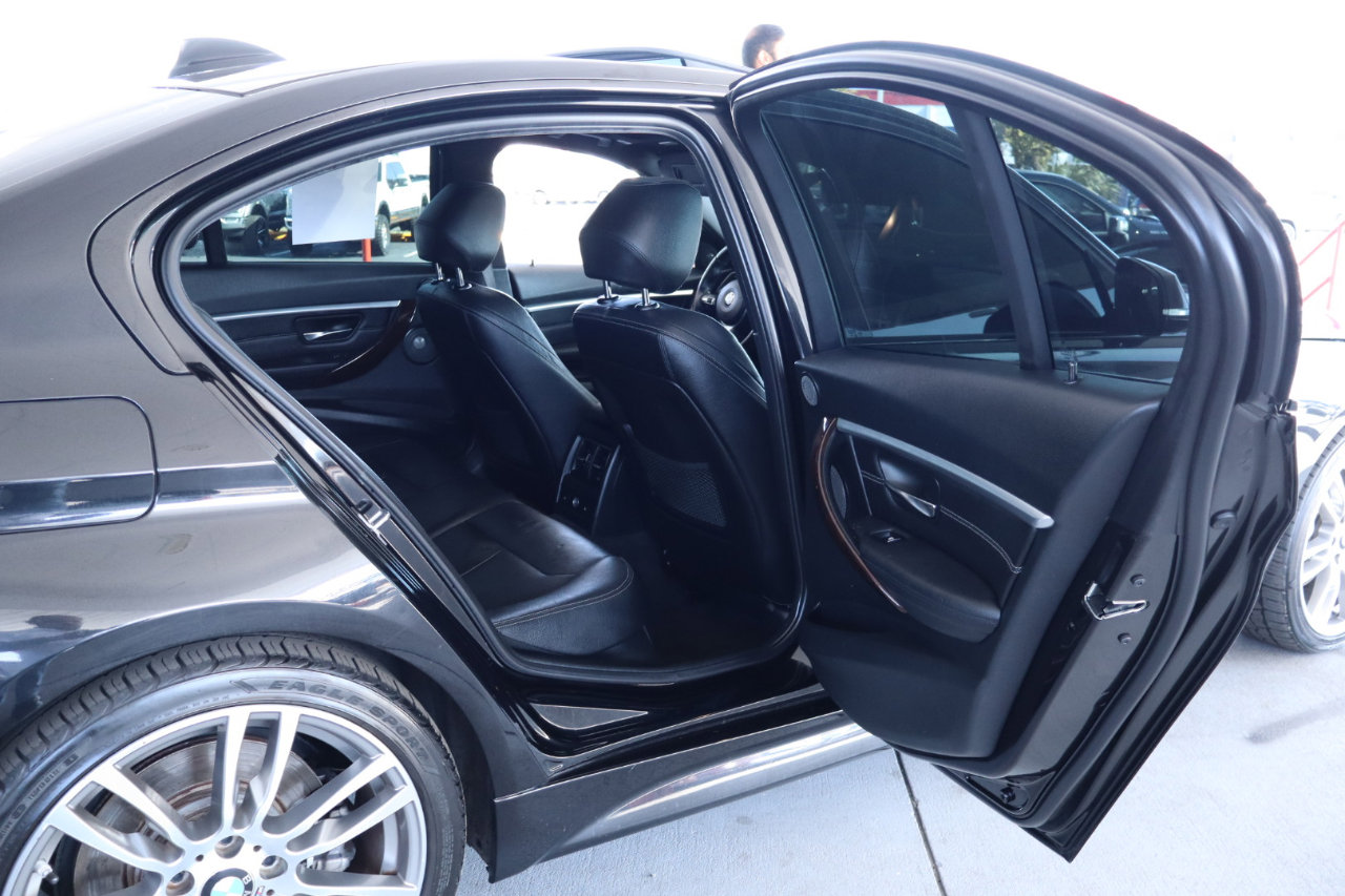 Used 2017 BMW 340i Sedan image 35