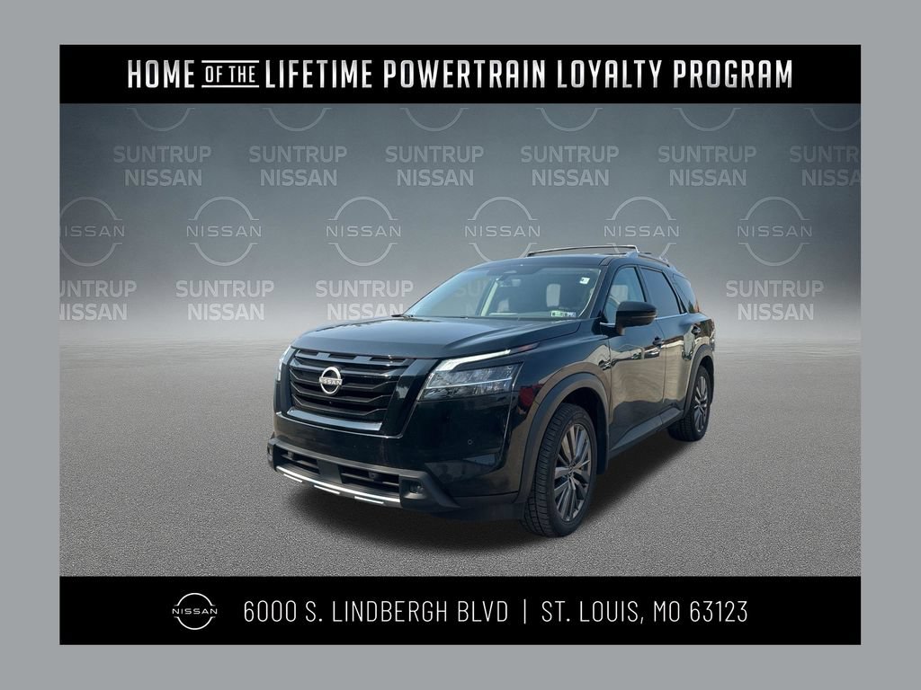 Used 2024 Nissan Pathfinder SL w/ SL Premium Package AWD/4WD image 1