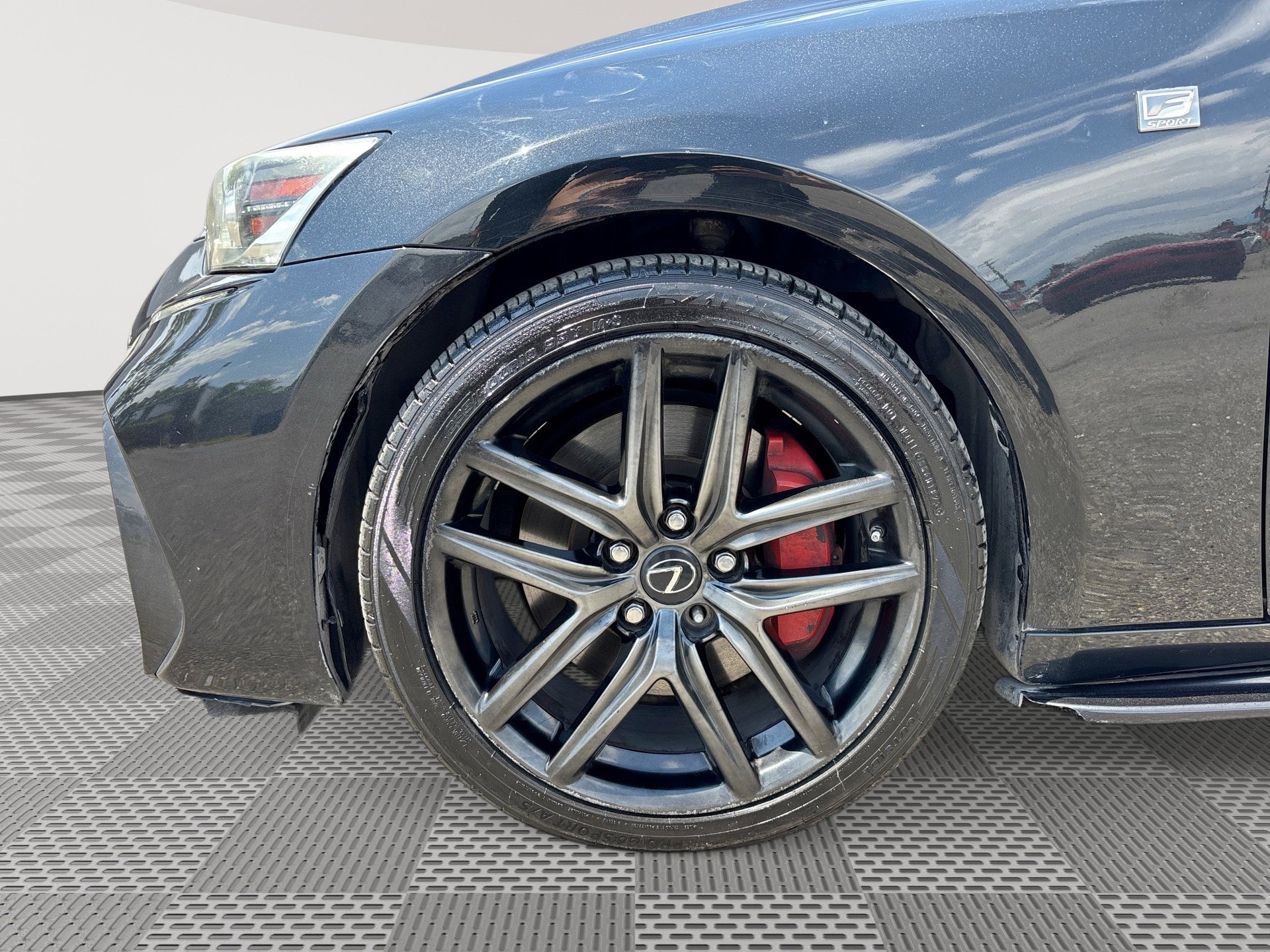 Used 2018 Lexus IS 300 F Sport w/ F Sport Package RWD image 19