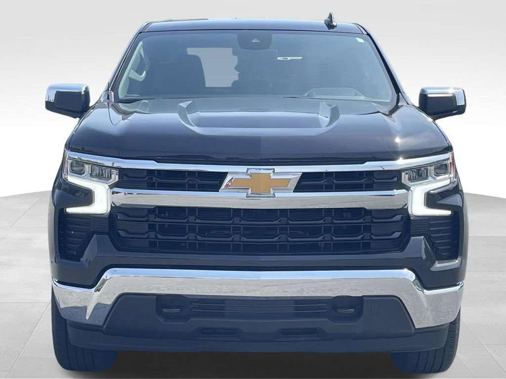 Used 2024 Chevrolet Silverado 1500 LT AWD/4WD image 9